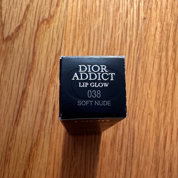 Yves Saint Laurent Red Quilted Vanity Case and Dior lipstick soft nude full size - Picture 12 of 14